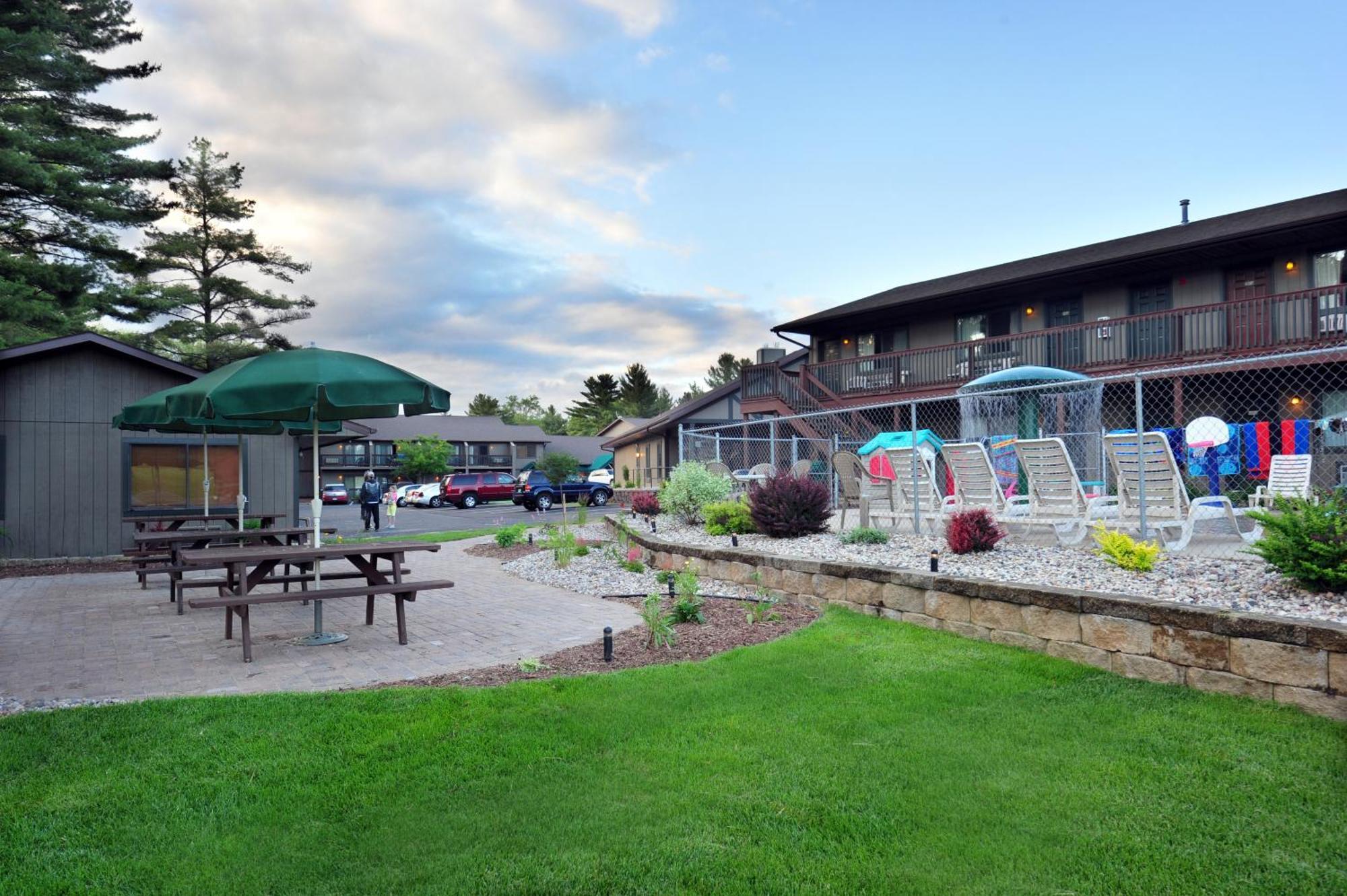 Bakers Sunset Bay Resort Lake Delton ภายนอก รูปภาพ
